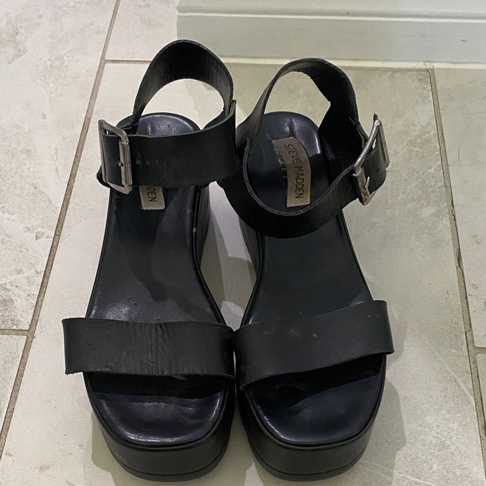 Steve Madden Black Platform Sandals